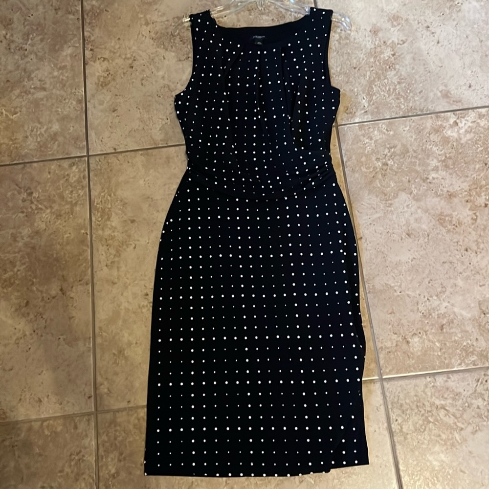 Ann Taylor black and white stretchy polkadot dress sz XS